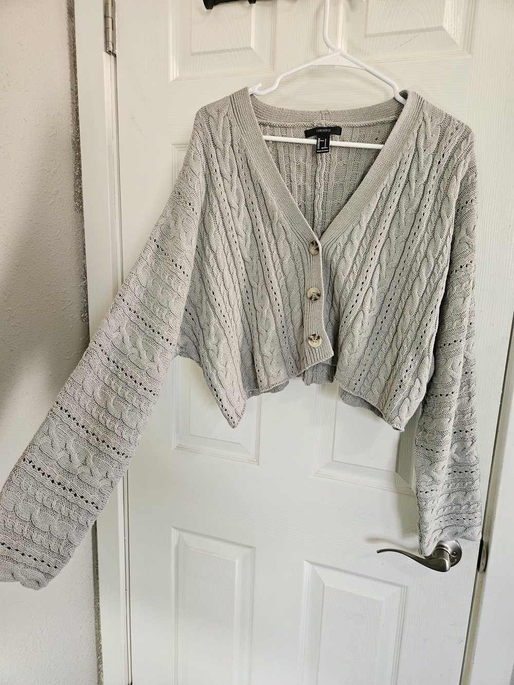 Forever 21 Light Gray Cropped Cable Knit Cardigan